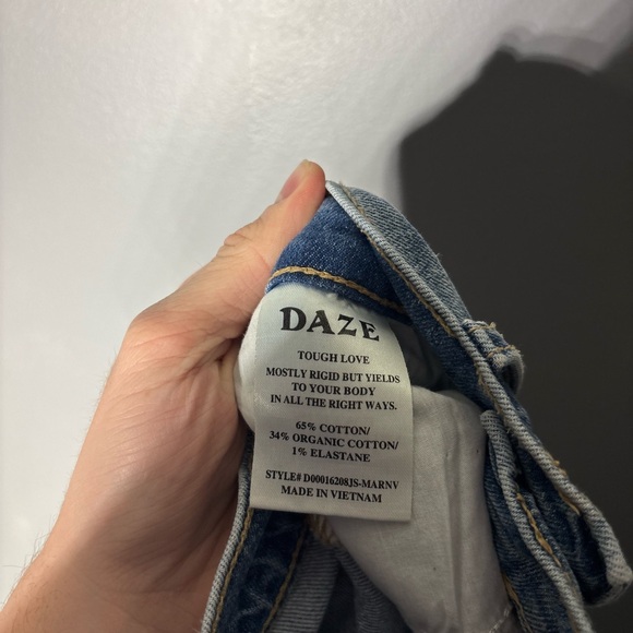 Daze Sundaze Crop Jeans in Marina Vintage Size 24 - Picture 5 of 5